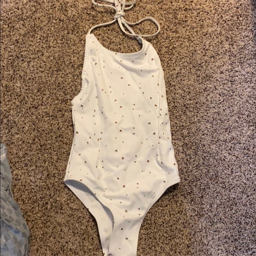 One piece bathing suit